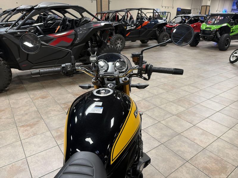 Used 2022 Kawasaki Z900RS SE Image 25