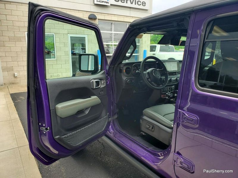 New 2026 Jeep Gladiator Mojave 4x4