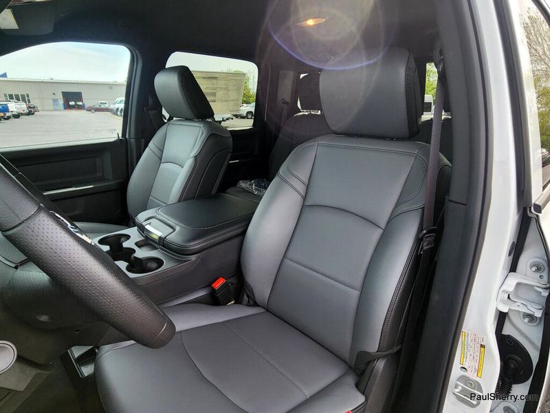 New 2026 RAM 3500 Tradesman Crew Cab 4x4 8' Box
