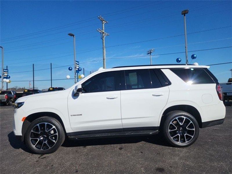 2021 Chevrolet Tahoe RSTImage 13