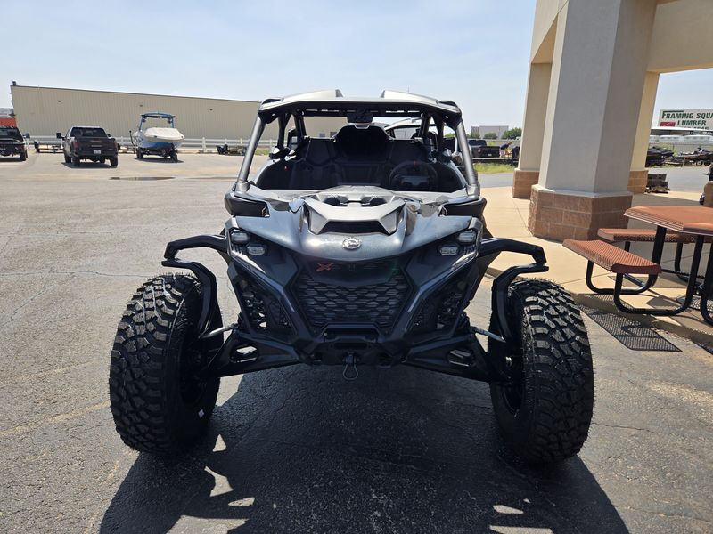 2025 Can-Am MAVERICK R MAX X RS 999TDCT TRIPLE BLACK Image 6