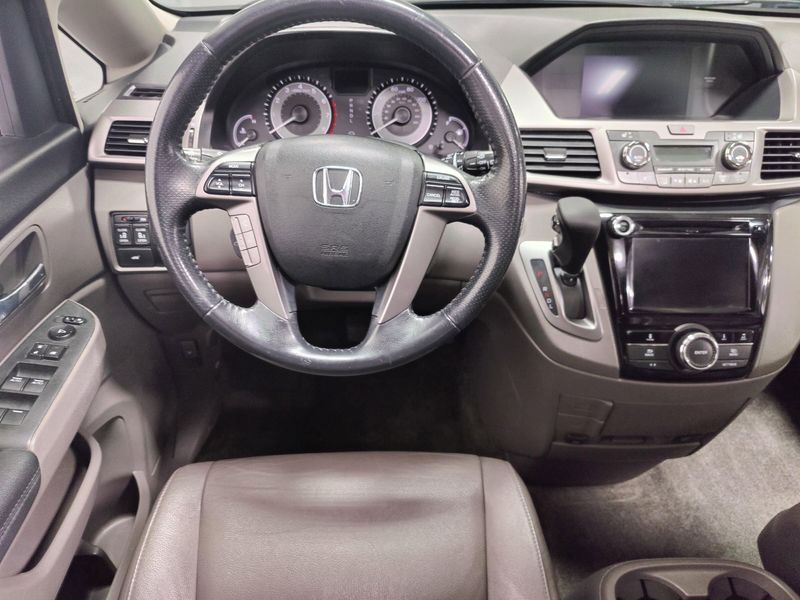 2016 Honda Odyssey EX-L w/SunroofImage 18