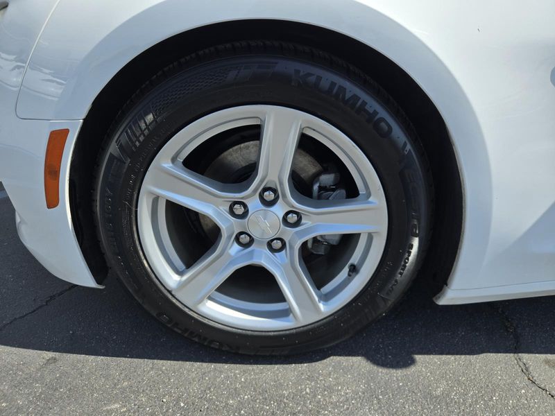 Used 2020 Chevrolet Camaro 2dr Cpe 1LT