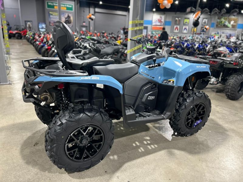 New 2026 Can-Am OUTLANDER MAX XT 700 Image 7