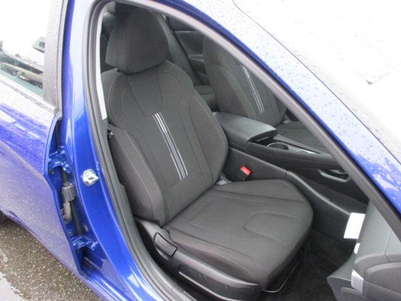 Used 2025 Hyundai Elantra SEL ConvenienceImage 22