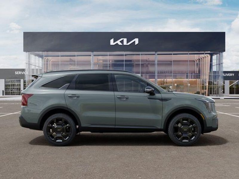 New 2026 Kia Sorento Hybrid X-Line SX PrestigeImage 8