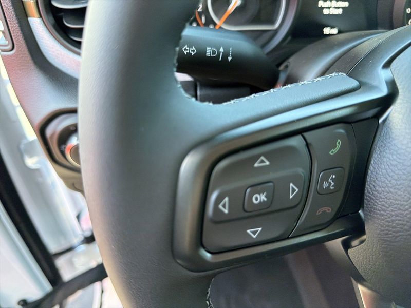 New 2026 Jeep Gladiator Sport S 4x4Image 20