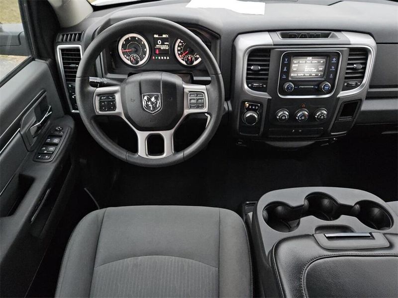 2022 RAM 1500 Classic SLTImage 11