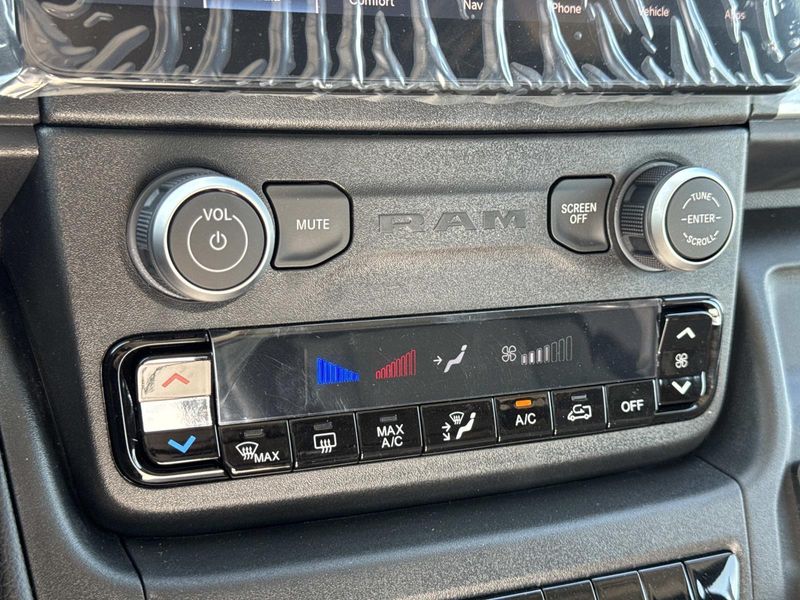 New 2026 RAM Promaster 1500 Slt Cargo Van High Roof 136' Wb