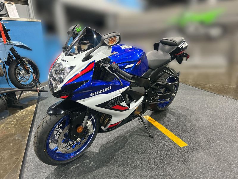 New 2026 Suzuki GSX-R600Z 40TH ANNIVERSARY EDITION Image 21