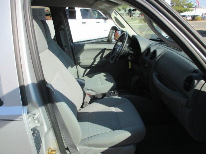 Used 2007 Jeep Liberty SportImage 23