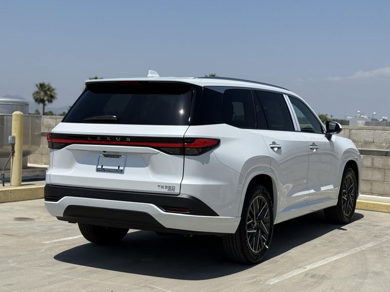 2025 LEXUS TX 350 PremiumImage 12