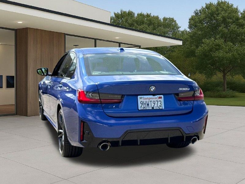 Used 2023 BMW 3 Series 330e iPerformanceImage 11