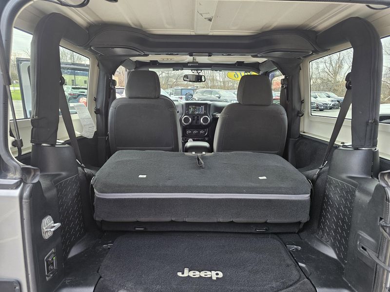 Used 2016 Jeep Wrangler JK RubiconImage 24