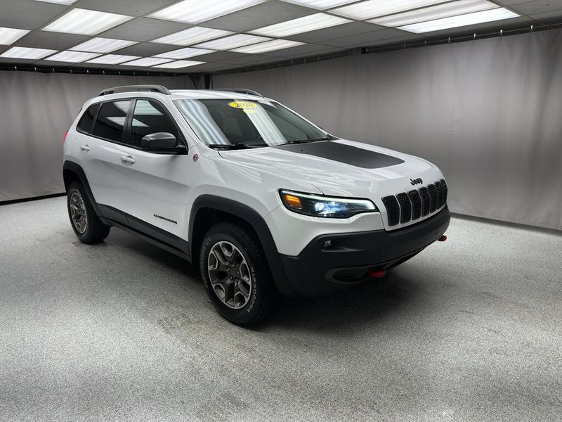 Used 2020 Jeep Cherokee TrailhawkImage 5