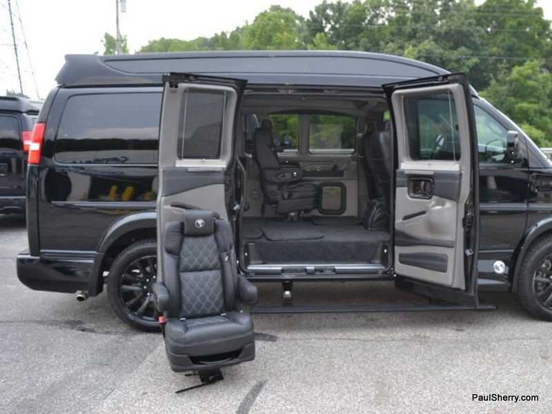 2021 Chevrolet Express 2500 Cargo photo 7