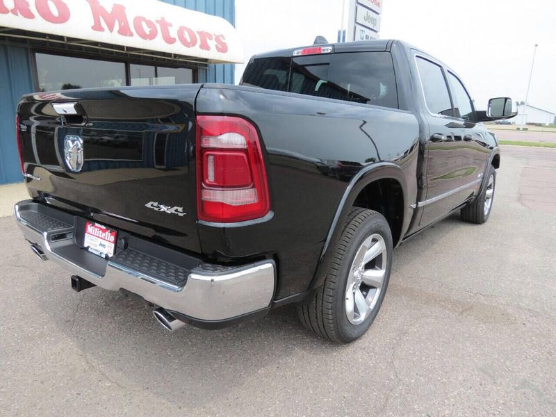 2021 RAM 1500 Limited 4x4 4dr Crew Cab 5.6 ft. SB PickupImage 8