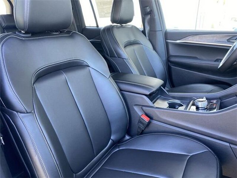 2024 Jeep Grand Cherokee 4xeImage 11