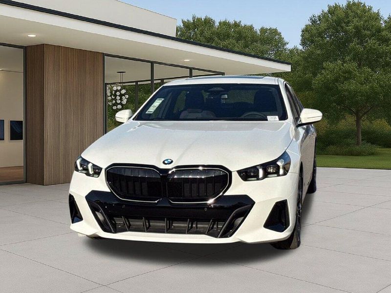 New 2027 BMW 5 Series 530iImage 3