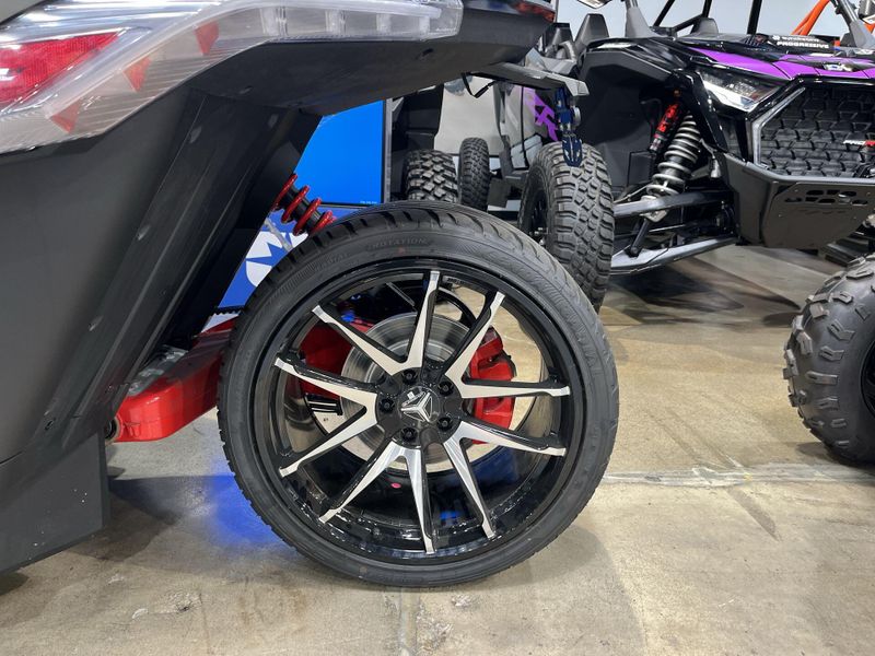 New 2024 Polaris SLINGSHOT R AUTODRIVE Image 16