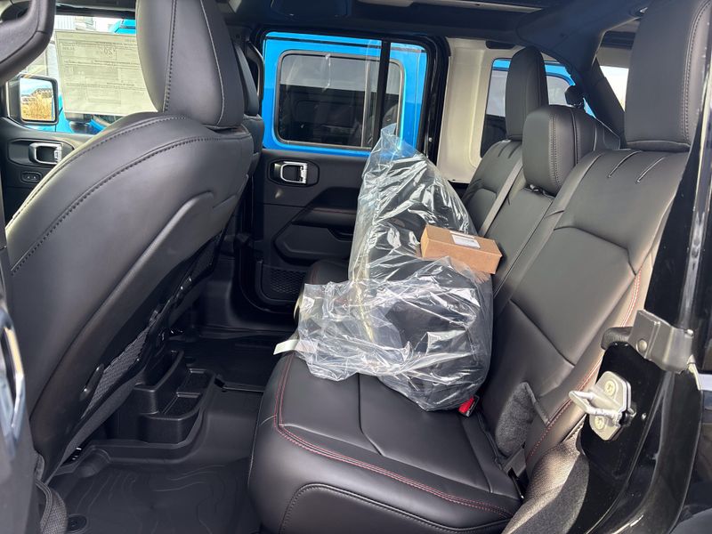 New 2026 Jeep Wrangler 4-door Rubicon XImage 28