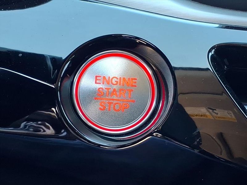 Used 2025 Acura MDX Technology PackageImage 7