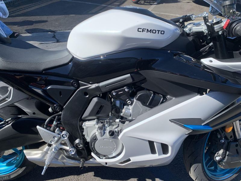 New 2025 CFMOTO 675SS Image 11