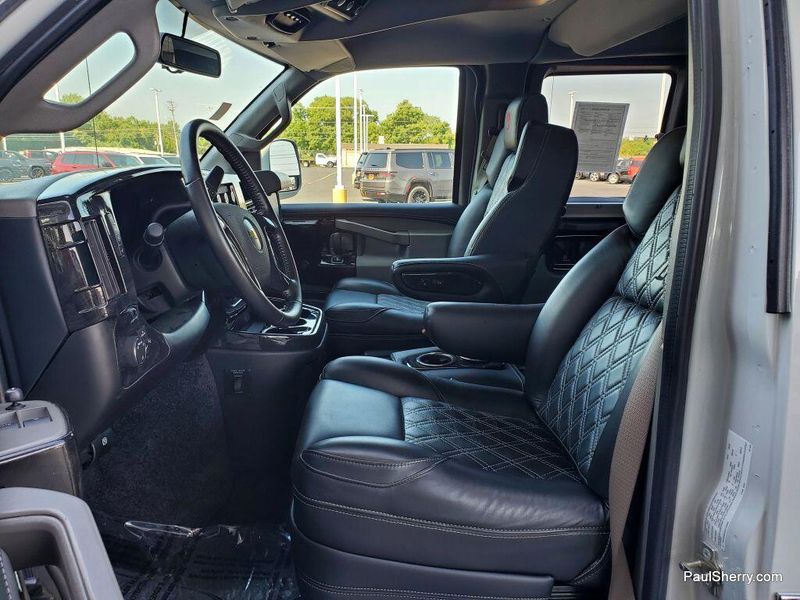 Used 2023 Chevrolet Express Cargo Image 41