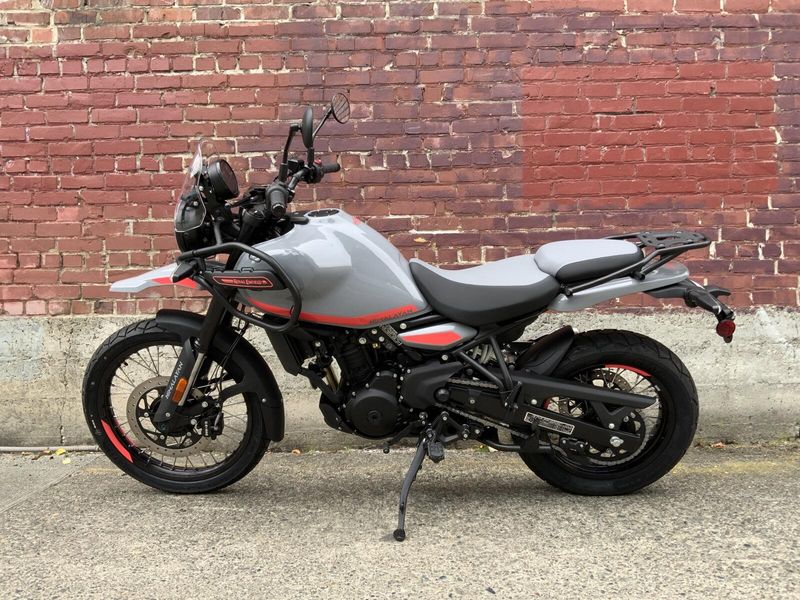 2025 Royal Enfield HIMALAYAN 450 