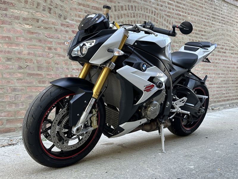 2016 BMW S 1000 R  Image 4