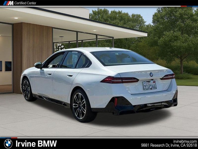 Used 2025 BMW 5 Series 530iImage 12