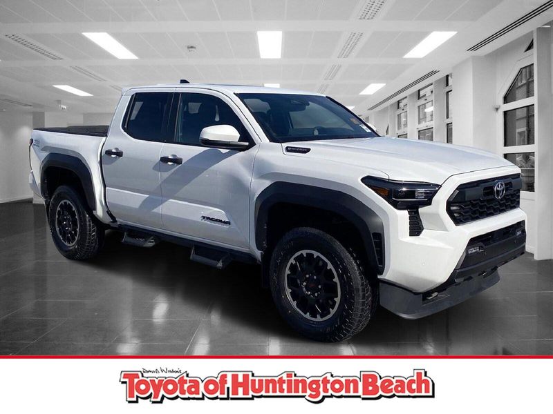 2024 Toyota Tacoma TRD Off Road HybridImage 1