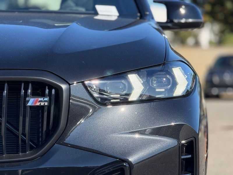 New 2026 BMW X5 M60iImage 13