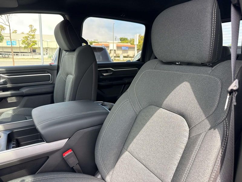 New 2026 RAM 1500 Big Horn Crew Cab 4x4 5'7' Box