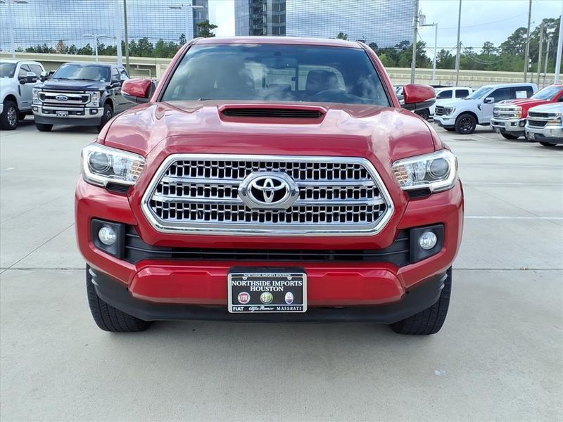 Used 2016 Toyota Tacoma TRD SportImage 8