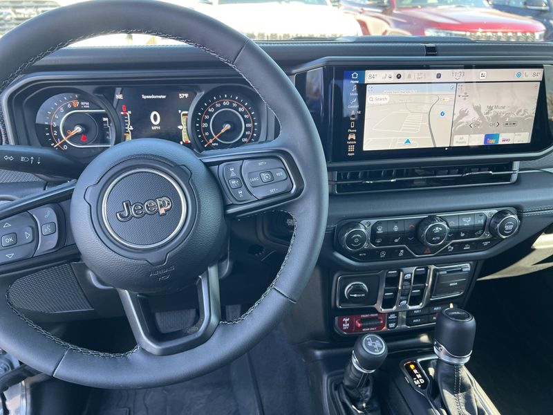 New 2025 Jeep Gladiator Rubicon X 4x4Image 18