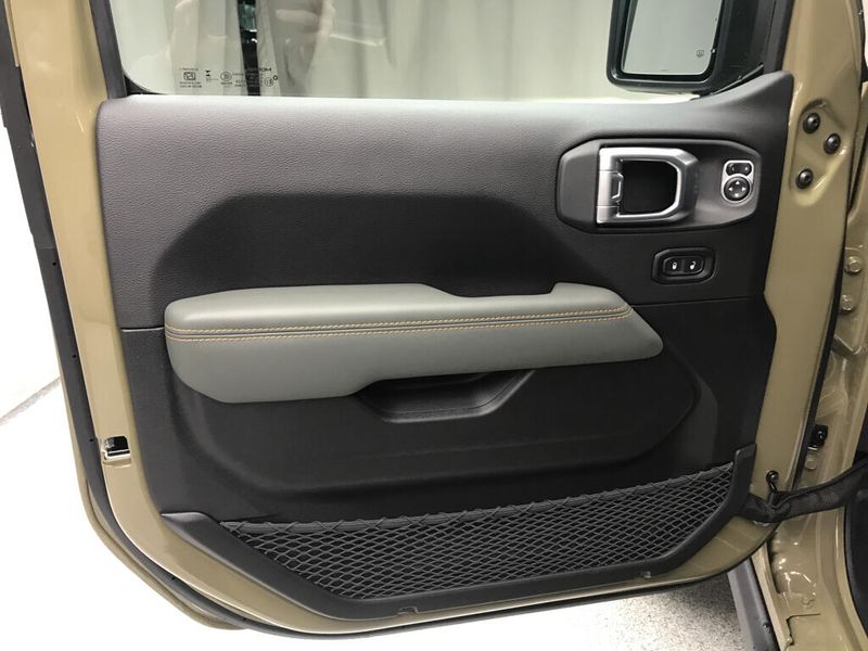 New 2026 Jeep Gladiator Mojave X 4x4Image 3