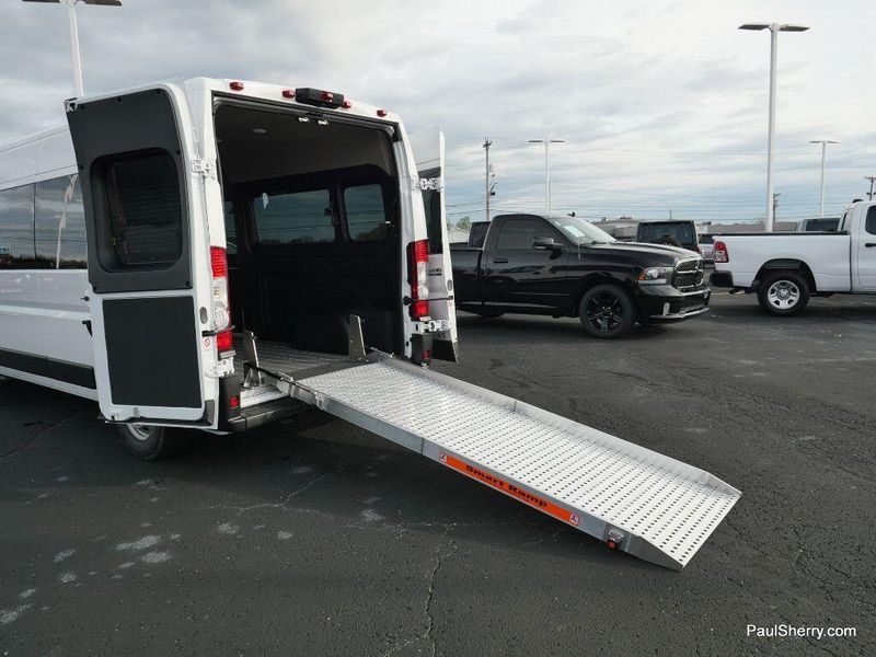 2023 RAM ProMaster 2500 Window Van High RoofImage 14