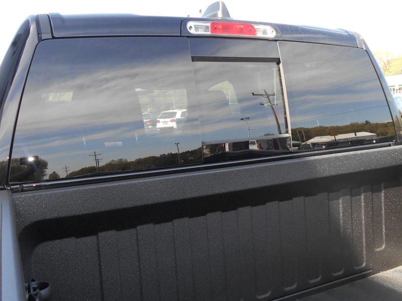2025 RAM 1500 Big Horn Crew Cab 4x4 5