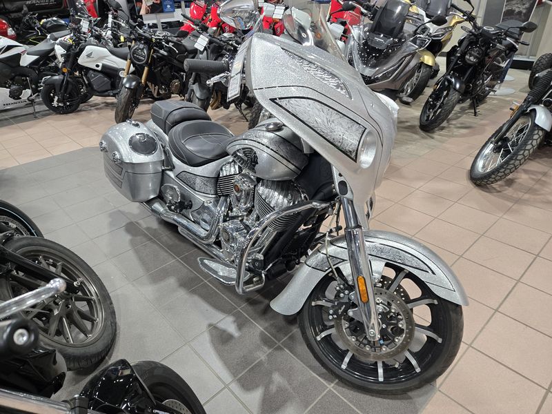 USED 2018 INDIAN MOTORCYCLE CHIEFTAIN ELITE Image 1