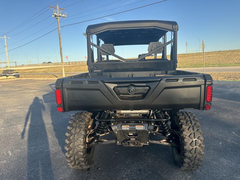 2025 Can-Am DEFENDER MAX LONE STAR HD10 STEALTH BLACKImage 4