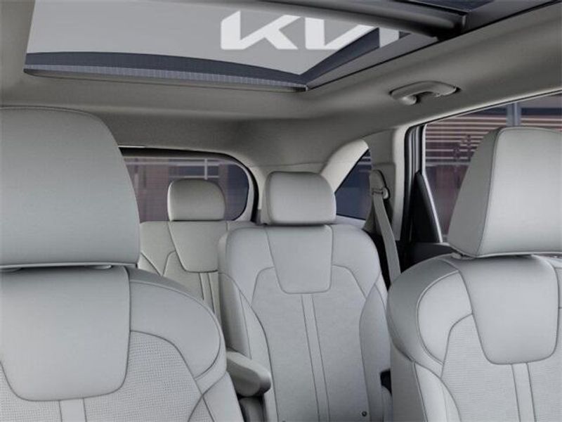 New 2025 Kia Sorento X-Line EXImage 27