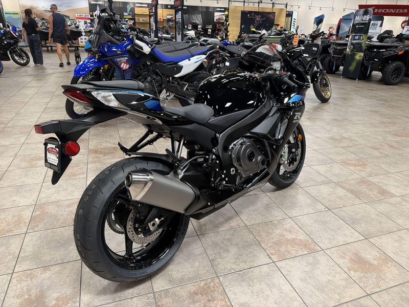 New 2027 Suzuki GSX-R600 Image 17