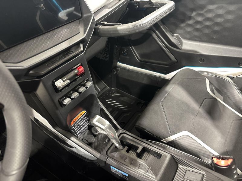 New 2027 CFMOTO ZFORCE Z10 Image 27