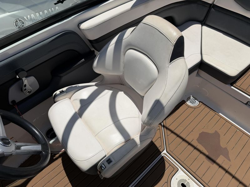 USED 2019 CHAPARRAL 203 VORTEX VRX Image 8