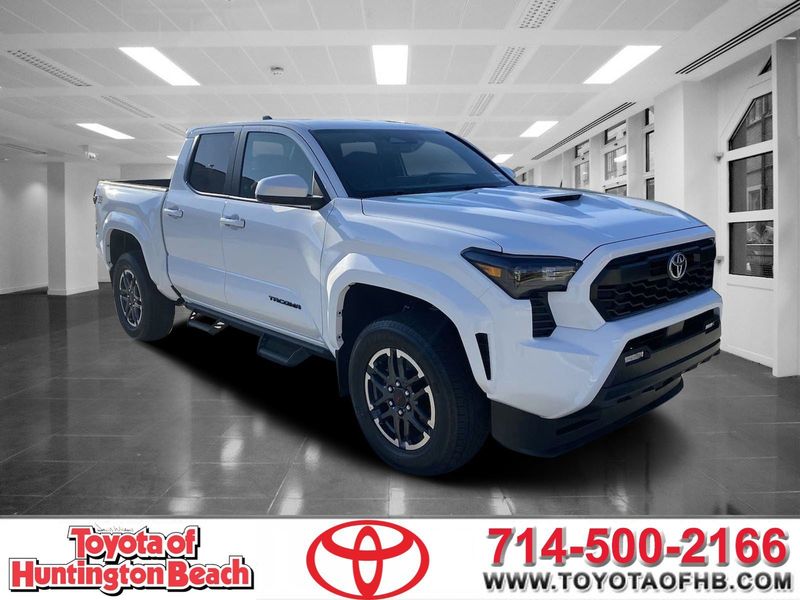 2024 Toyota Tacoma TRD SportImage 1