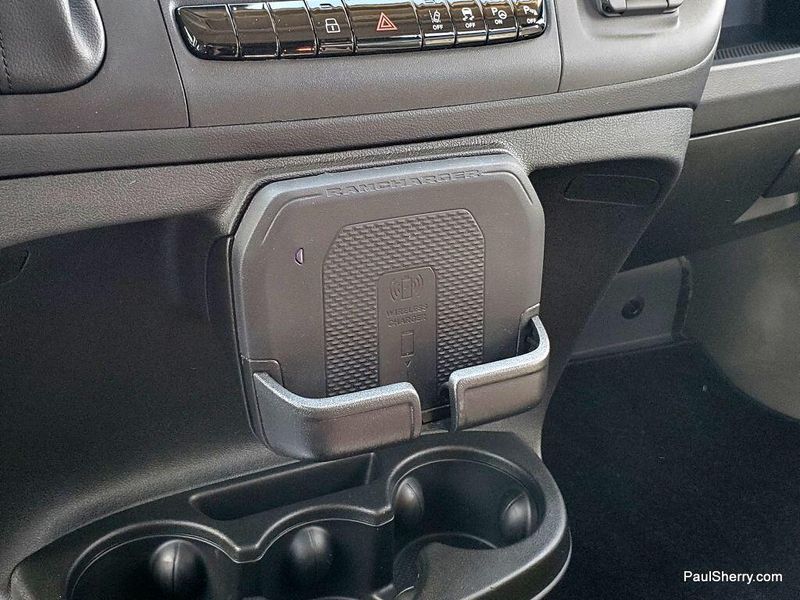 2024 Ram ProMaster 2500 Window Van photo 19