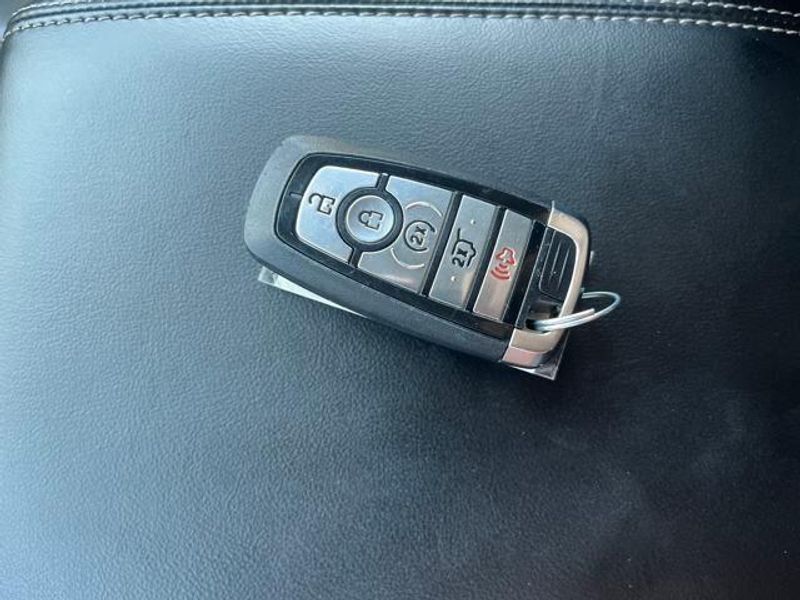 Used 2024 Ford Explorer XLT