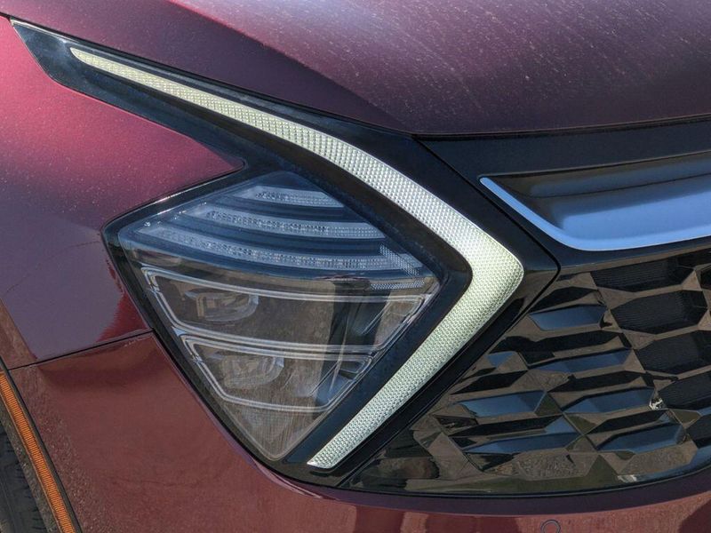 Used 2023 Kia Sportage SX-PrestigeImage 9