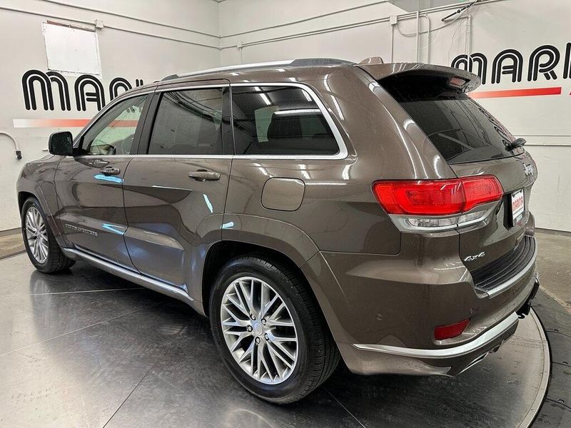 2018 Jeep Grand Cherokee SummitImage 14
